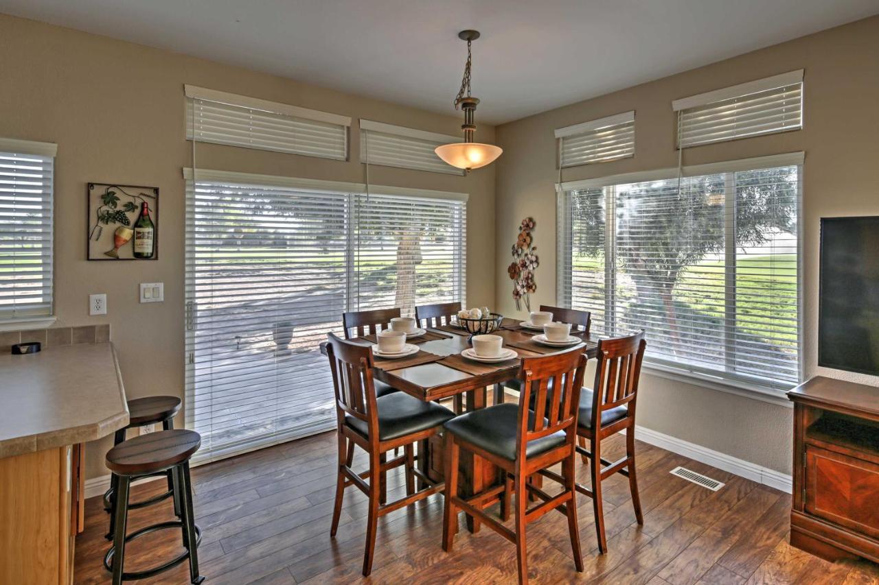 Rivers Edge Golf Condo With Beach Access And Patio! Needles Luaran gambar